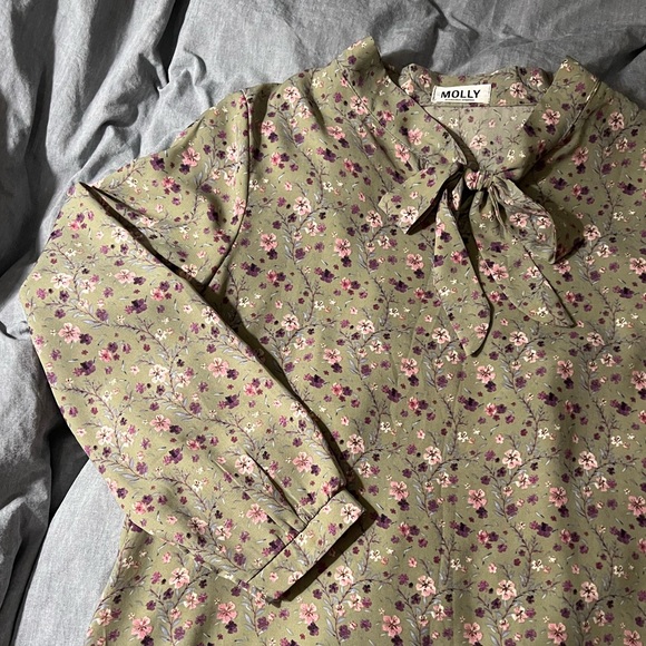 Floral Patterned Dress with Ribbon - Picture 5 of 5